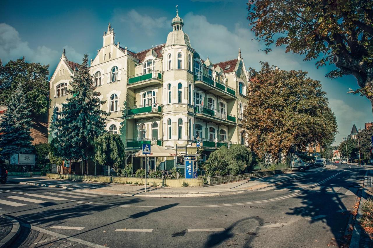 Dom Zdrojowy Amber Hotell Świnoujście Exteriör bild